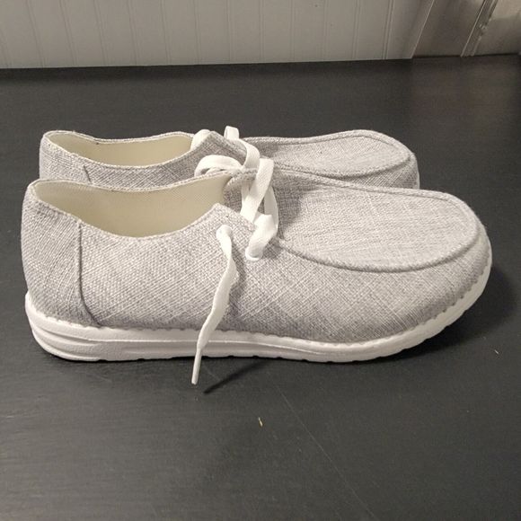 Gray Slip On Loafers Beach Vacation Wallaby Shoes Size Euro 39 - Picture 2 of 6